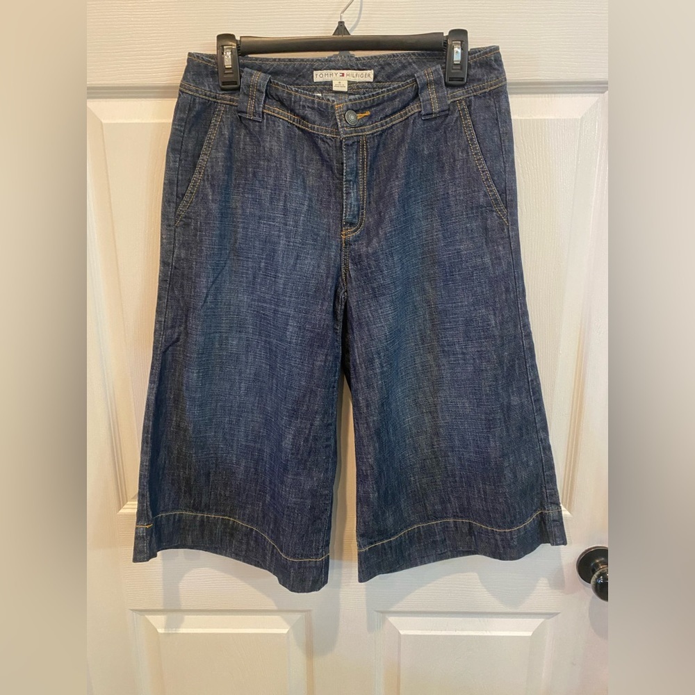 Tommy Hilfiger Denim Flare Bermuda Shorts Women’s Size: 8